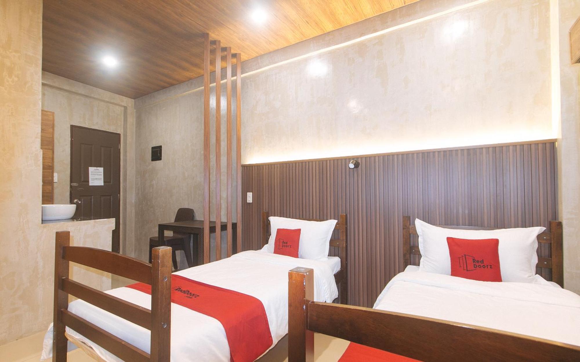 Reddoorz At Mbb Room Naia 2 Paranaque City Exterior photo