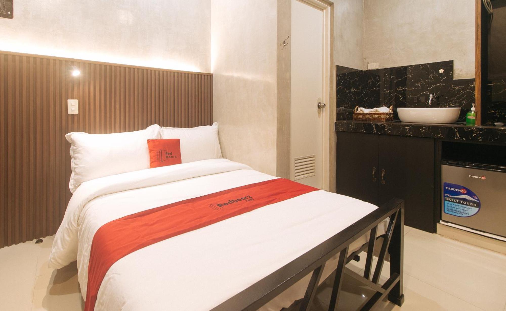 Reddoorz At Mbb Room Naia 2 Paranaque City Exterior photo