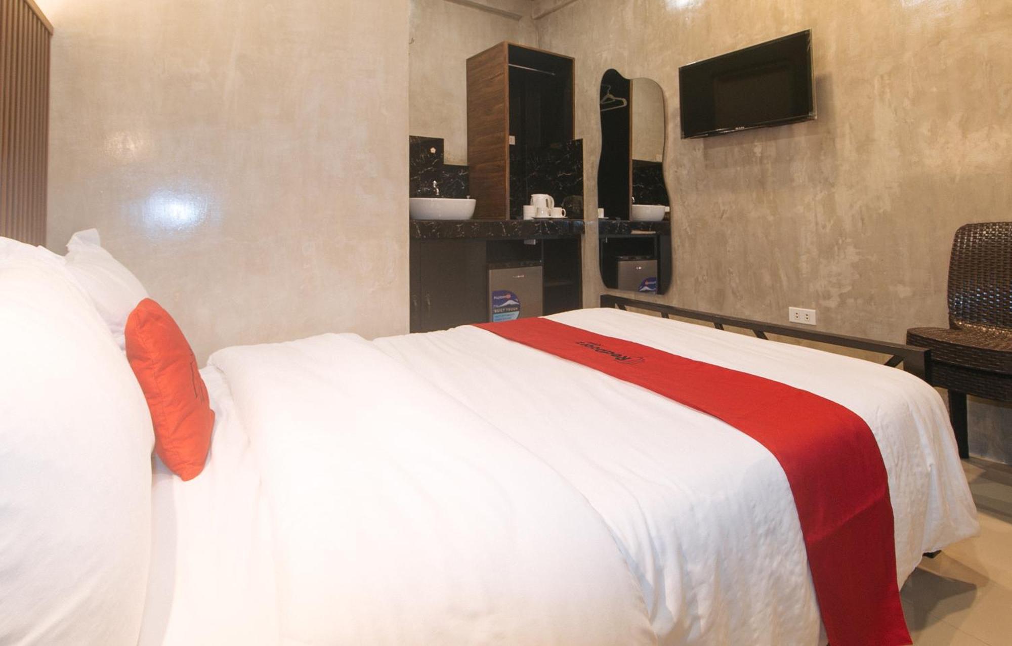 Reddoorz At Mbb Room Naia 2 Paranaque City Exterior photo